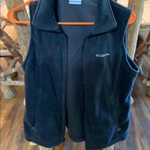 NWT gray small Columbia vest